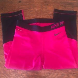 Nike Pro Women’s Tights